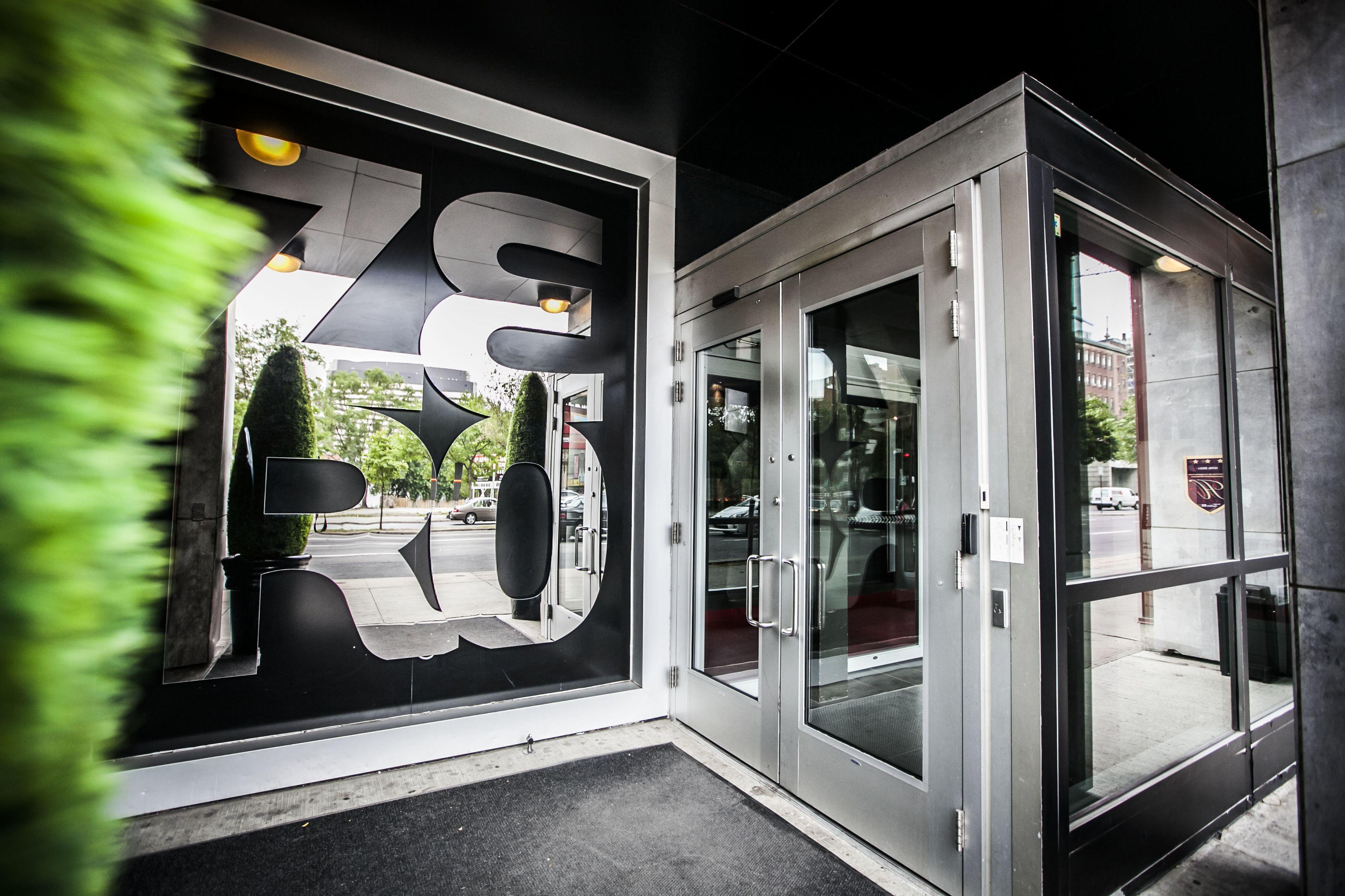 Hotel Zero 1 Montreal — Photos 1